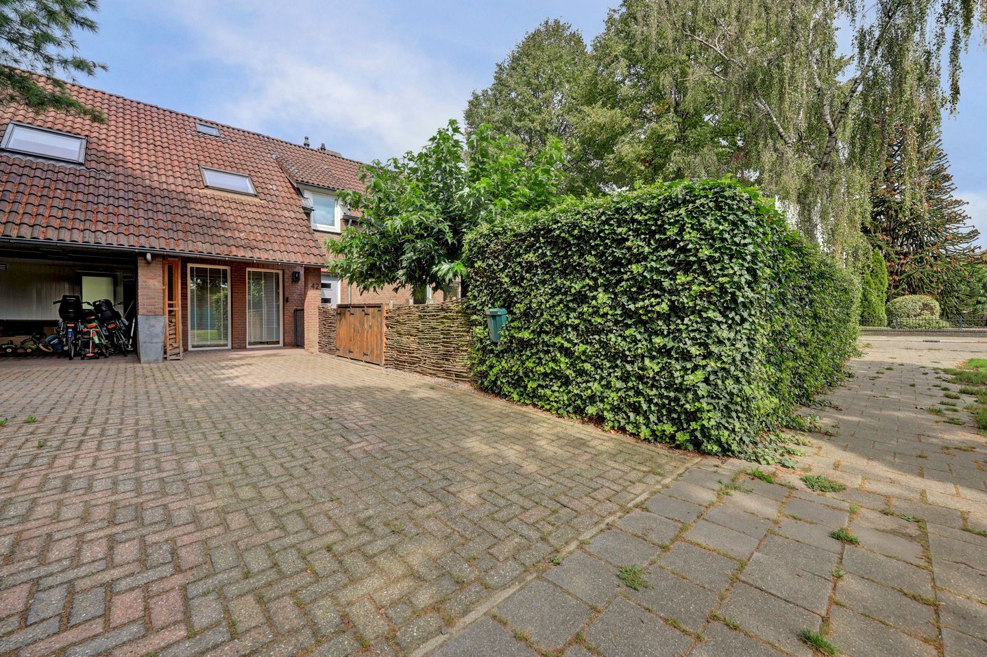 Photo 4 of Burgemeester van Randwijckstraat 42