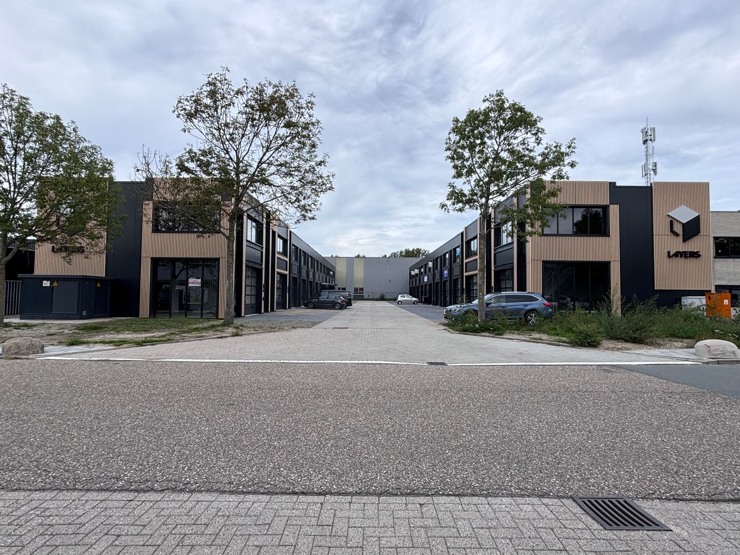 View photo 3 of Bijlmermeerstraat 46-3