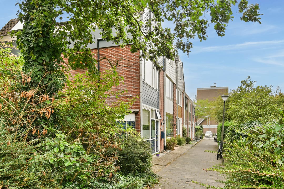 Photo 26 of F.C. Dondersstraat 15