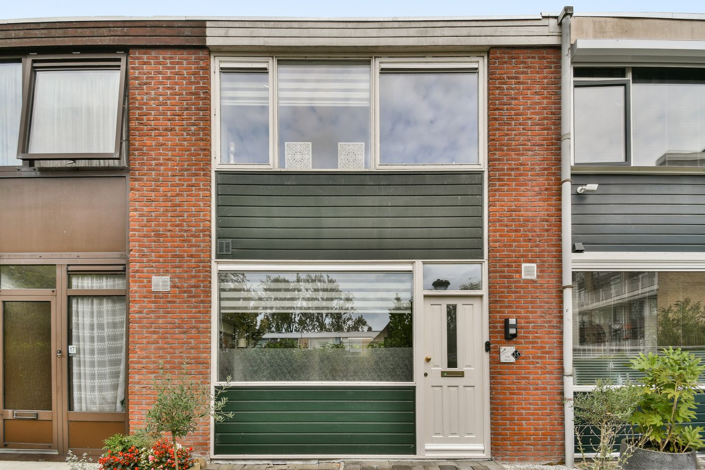 Photo 4 of F.C. Dondersstraat 15
