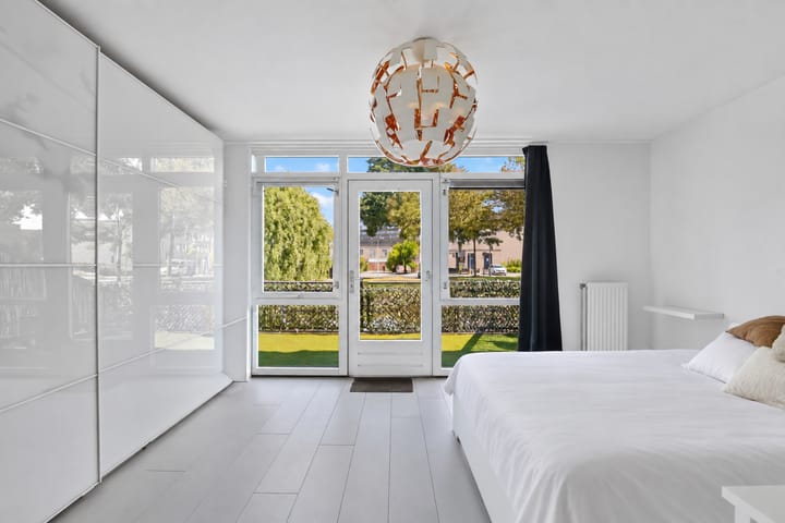 Tussenwoning te koop: Kapzaag 20, Zaandam