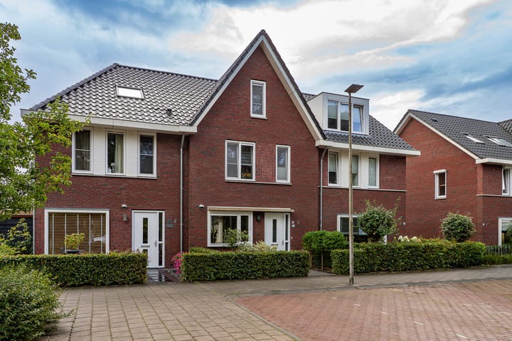 Tussenwoning te koop: Veldbiesweg 10, 'T Harde