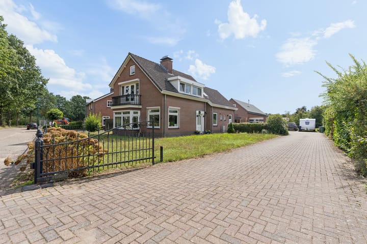 Vrijstaande woning te koop: Zwijnsbergen 17A, Elst (Ut)