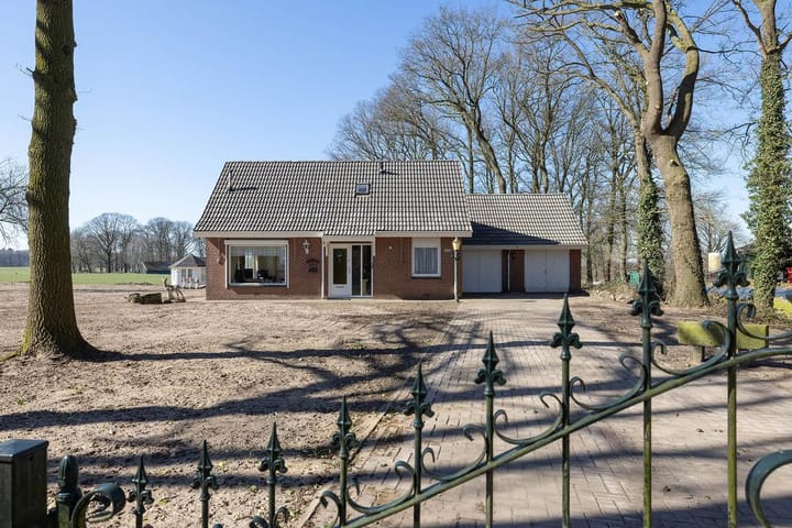 Vrijstaande woning te huur: Maatmansweg 22, Hezingen
