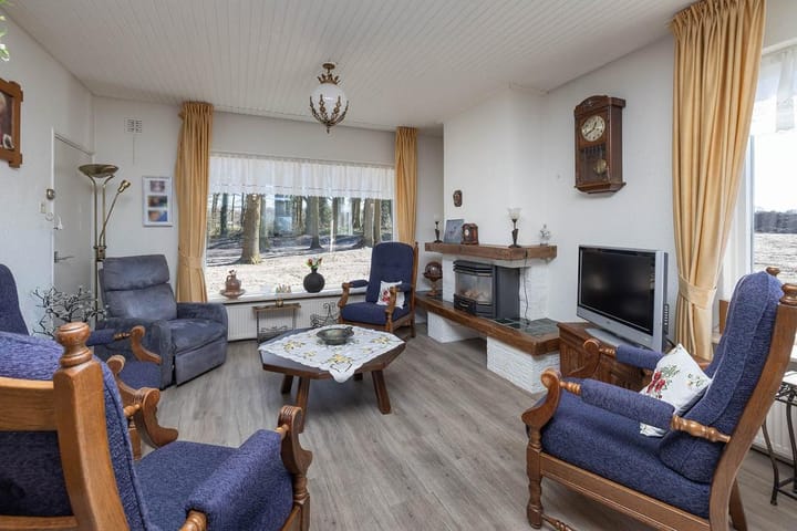Vrijstaande woning te huur: Maatmansweg 22, Hezingen