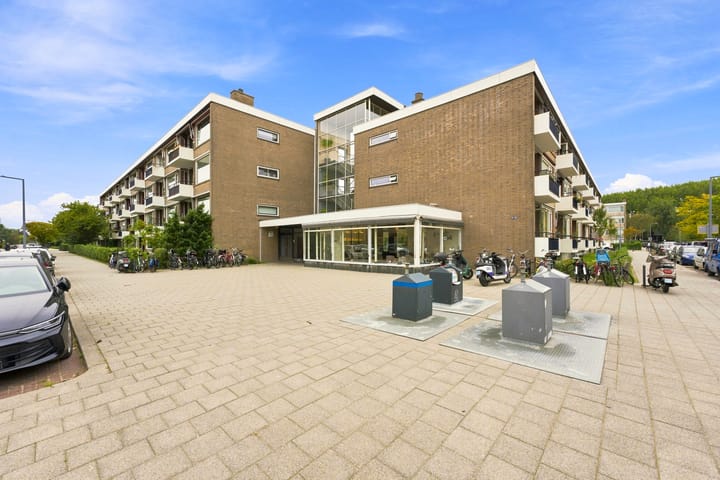Foto 4 van Adrianalaan 57