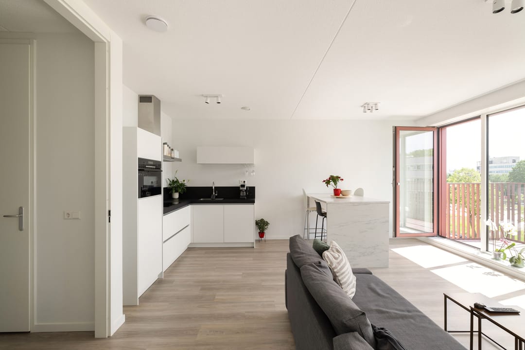 Photo 13 of Mies van der Rohestraat 81