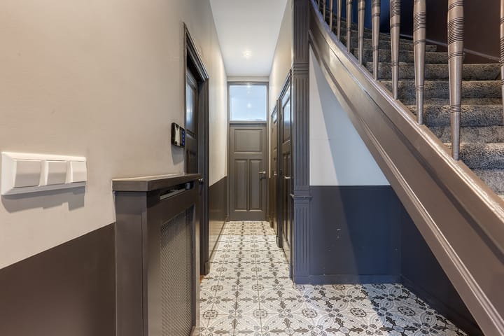 Tussenwoning te koop: Nicolaïstraat 11, 'S-Gravenhage