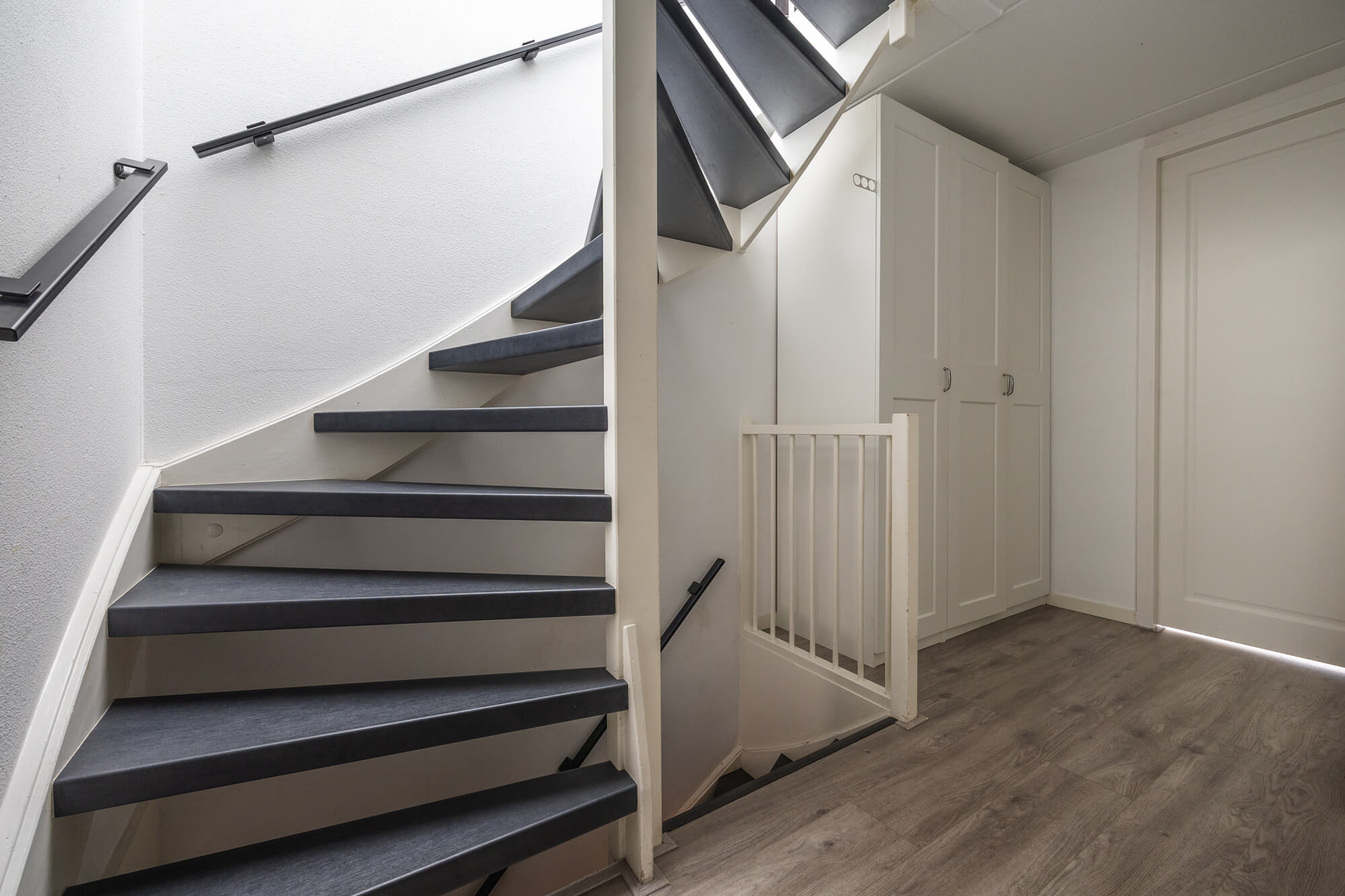 Photo 45 of Raanhuisstraat 13
