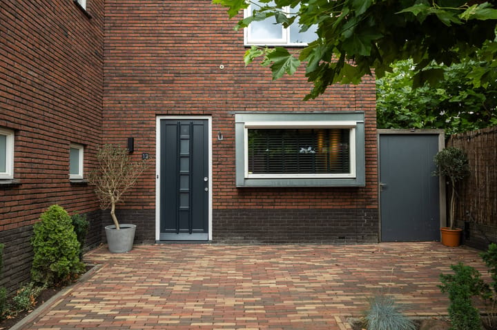 Twee-onder-één-kap te koop: Raanhuisstraat 13, Oosterbeek