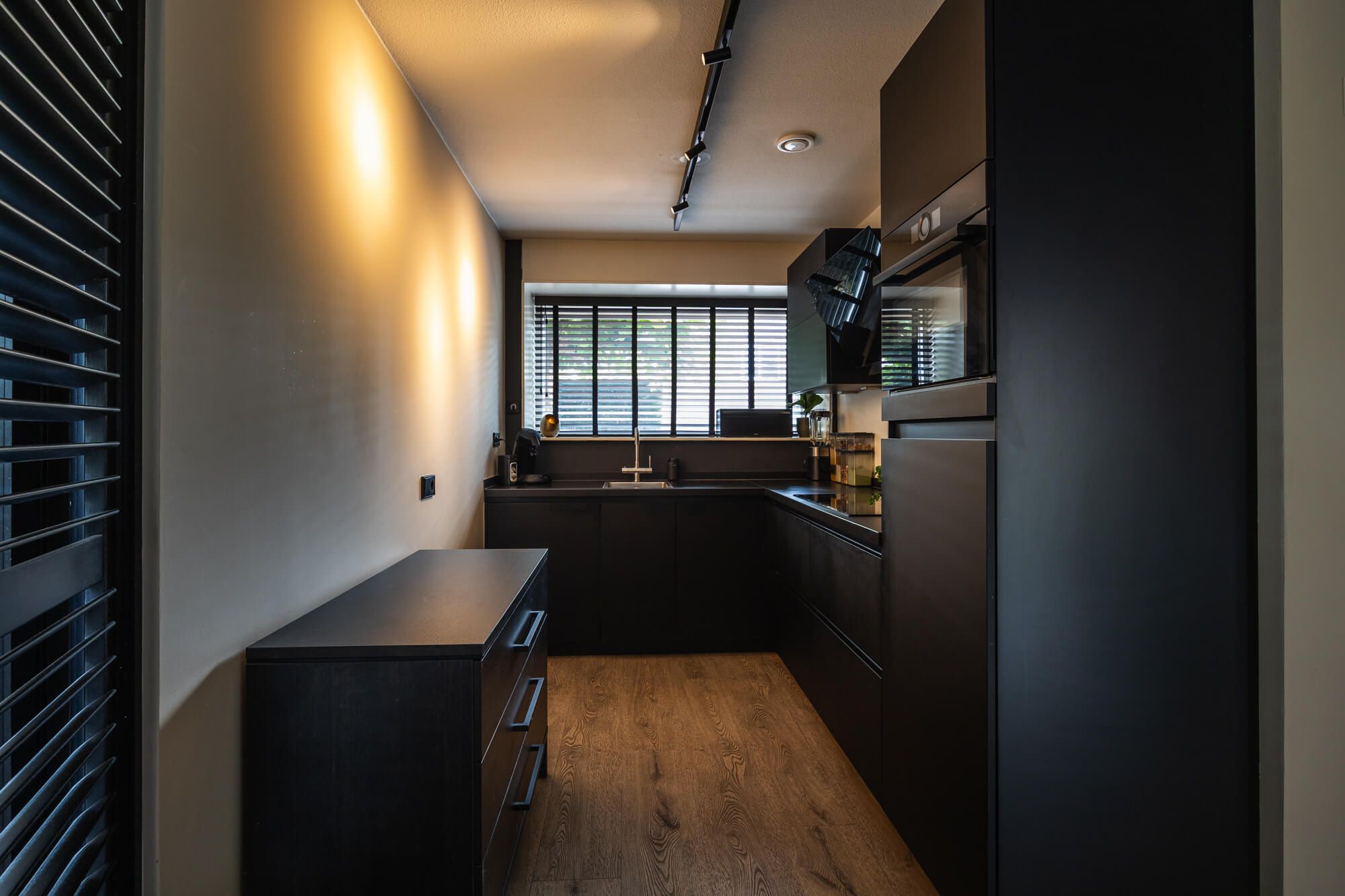 Photo 24 of Raanhuisstraat 13
