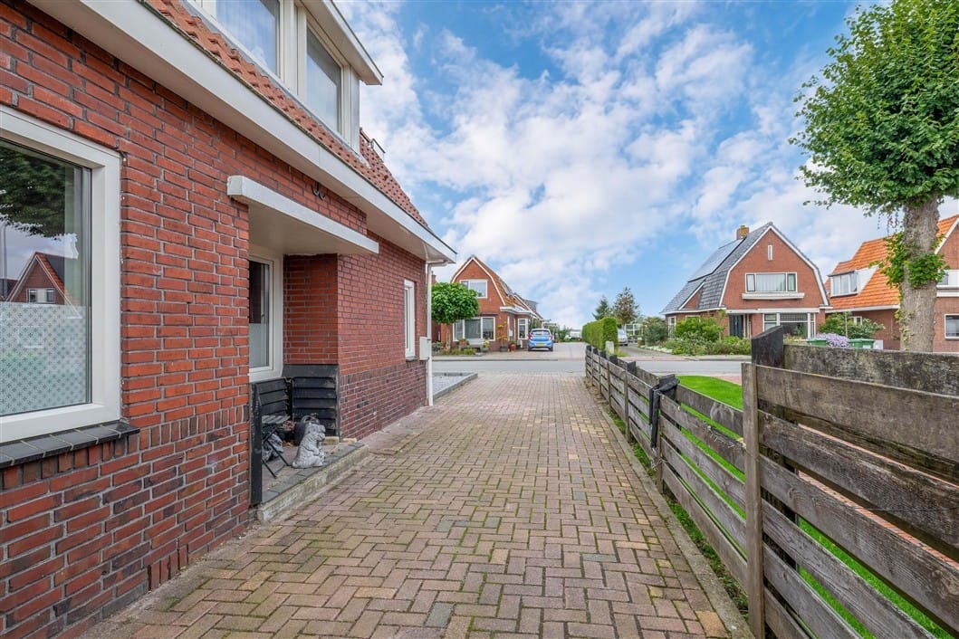 Photo 9 of Middenweg 131