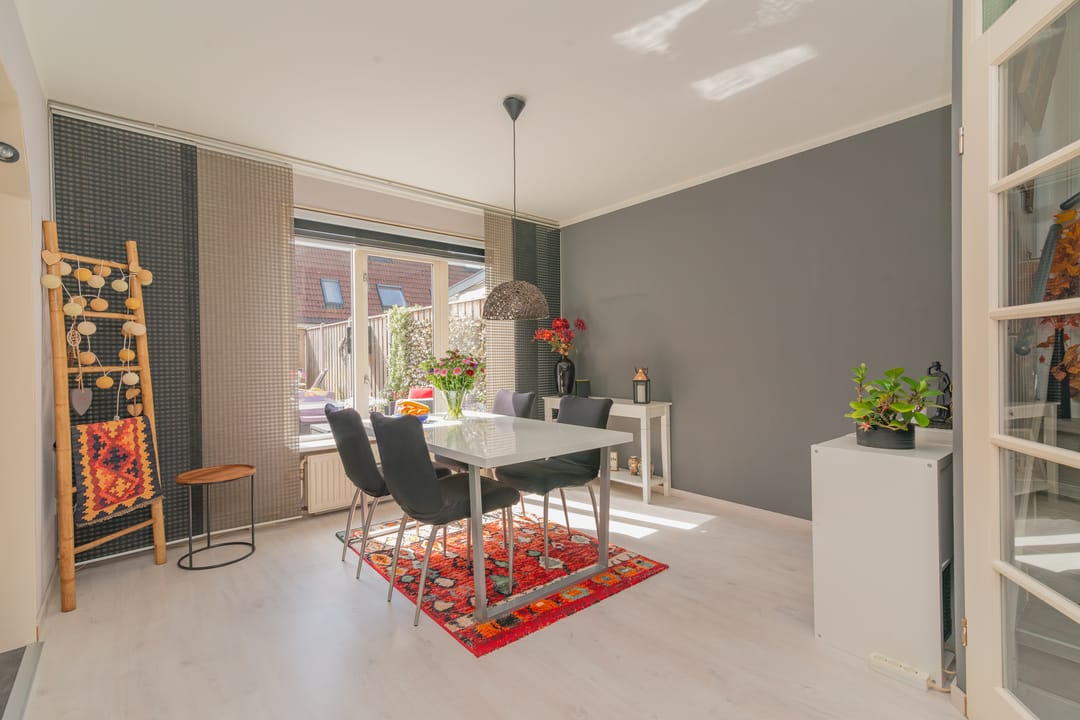 Photo 11 of Tiberstraat 30