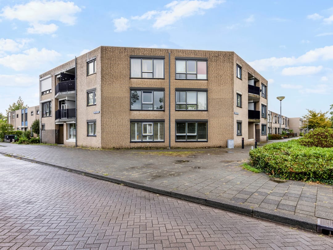 Photo 1 of Thorbeckeplantsoen 2