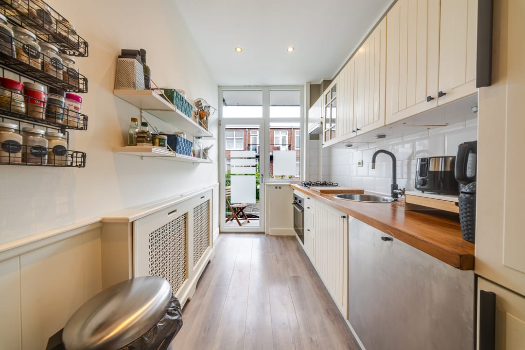 Photo 2 of Rhododendronstraat 102