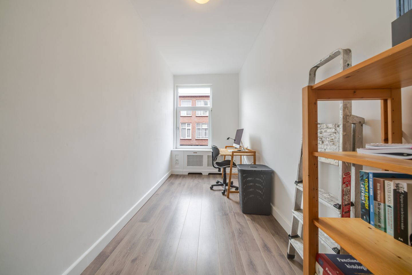 Photo 20 of Rhododendronstraat 102