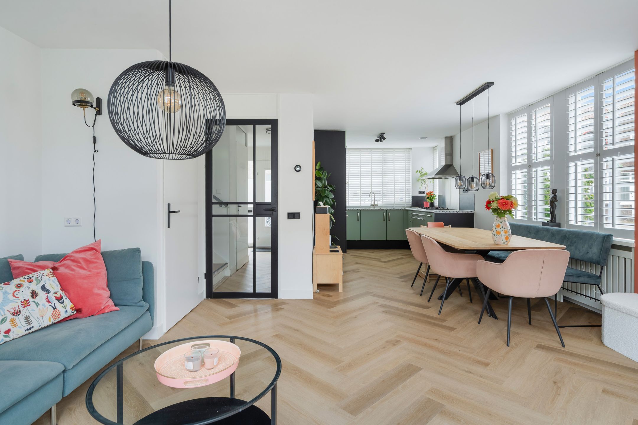 Photo 12 of Hoekenessestraat 49-B