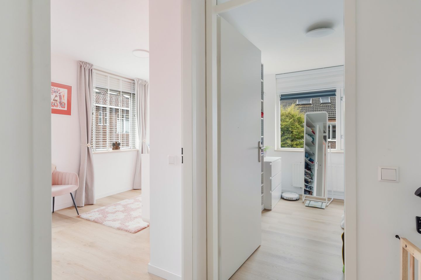 Photo 25 of Hoekenessestraat 49-B