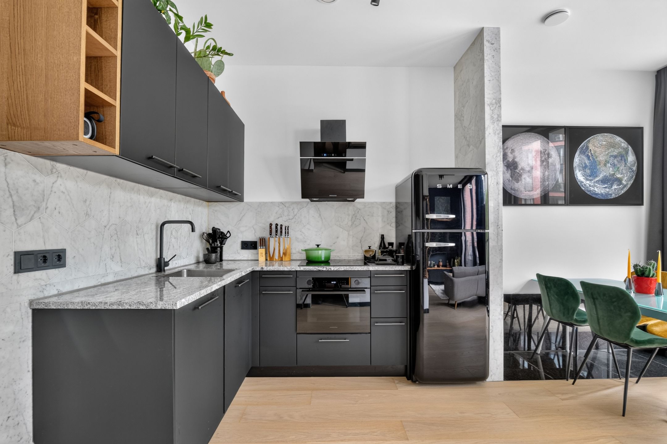Photo 9 of Welnastraat 356