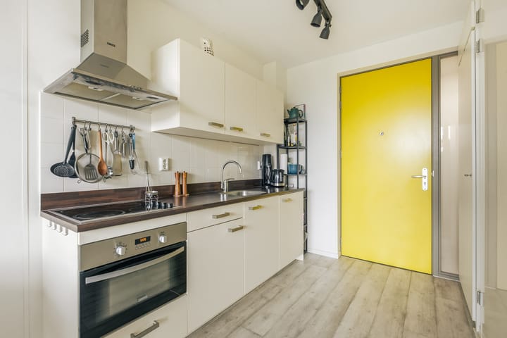 Studio te koop: Bos en Lommerplantsoen 77D, Amsterdam