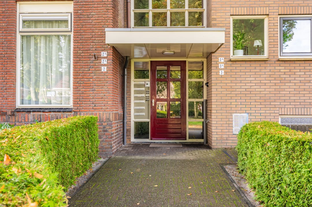 Foto 16 van Burgemeester Bartelsstr 2-B