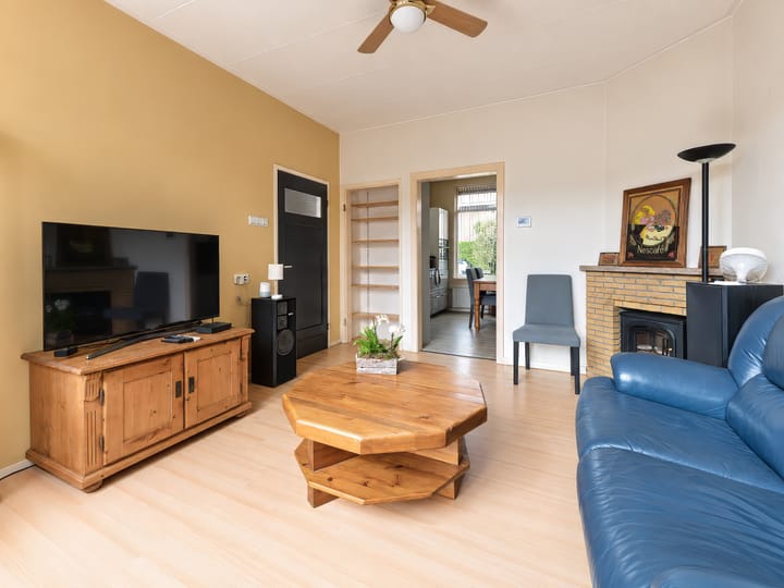 Tussenwoning te koop: Weberstraat 24, Hilversum