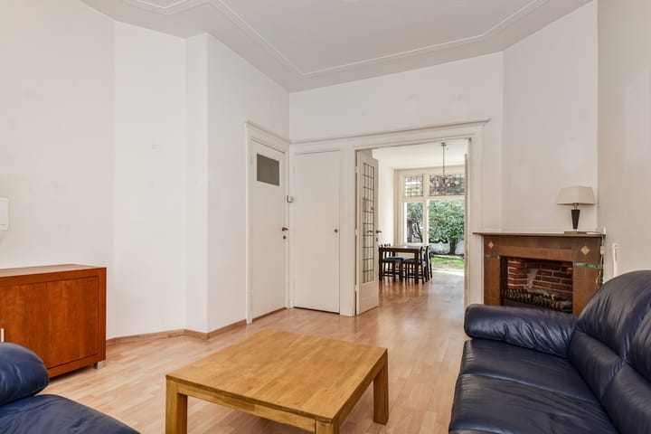 Tussenwoning te koop: Thomsonlaan 56, 'S-Gravenhage
