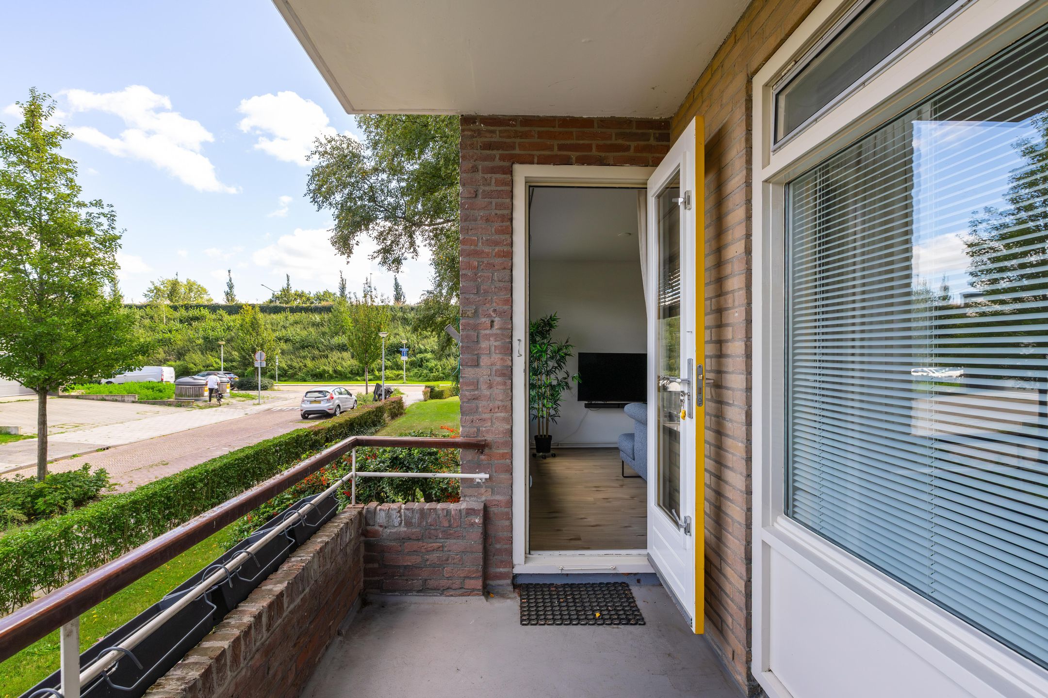 Photo 15 of Huygensstraat 135