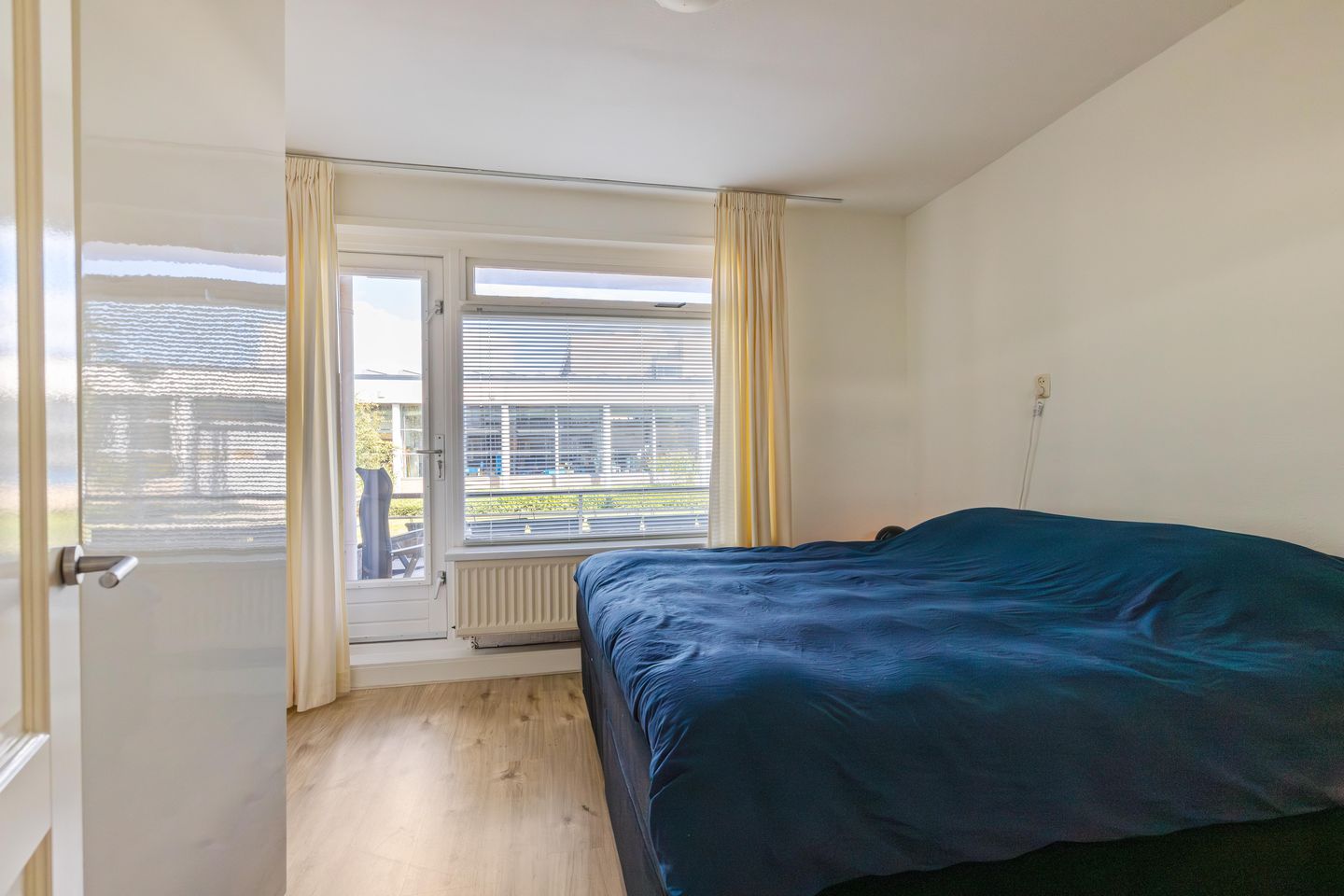 Photo 25 of Huygensstraat 135