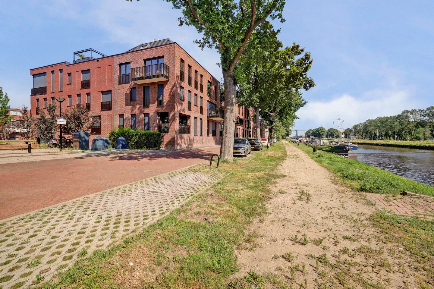 Photo 80 of Sluiseiland-Zuid 56