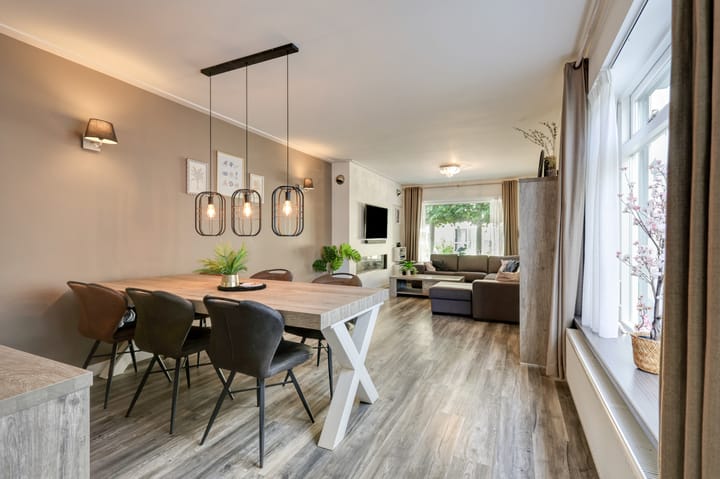 Twee-onder-één-kap te koop: IJsselstraat 73, Velp (Ge)