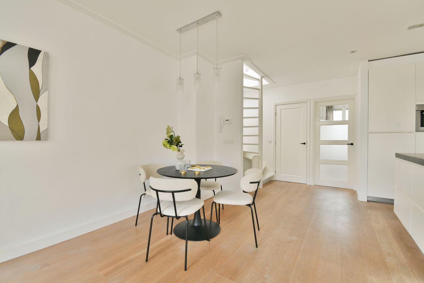 Photo 10 of Cornelis Anthoniszstraat 27-4