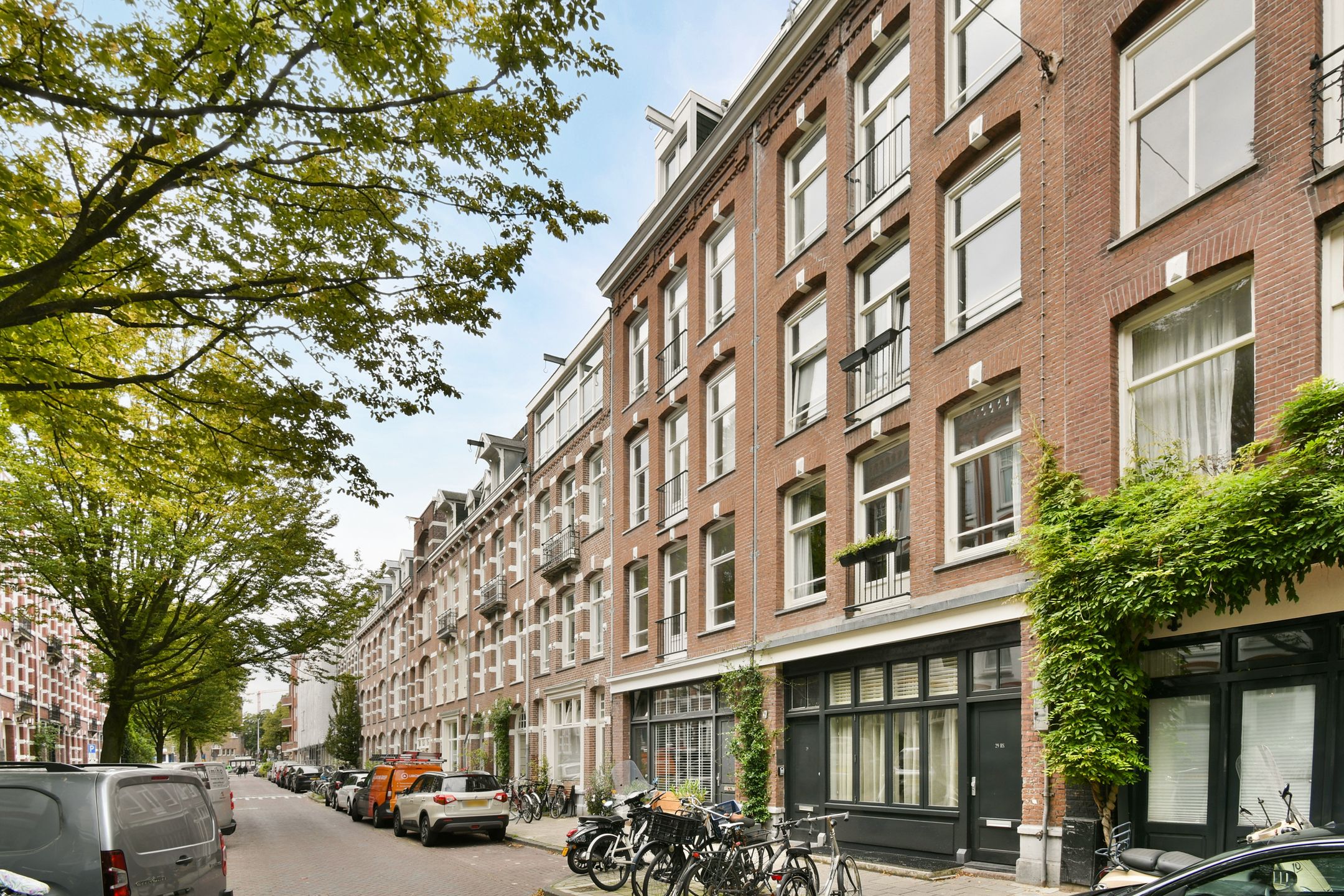 Photo 24 of Cornelis Anthoniszstraat 27-4