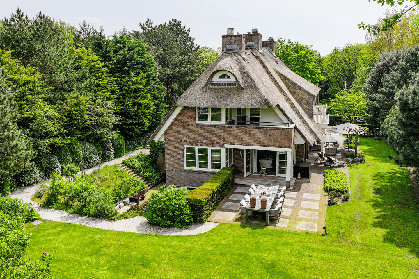 Photo 10 of Van Bergenlaan 1-A