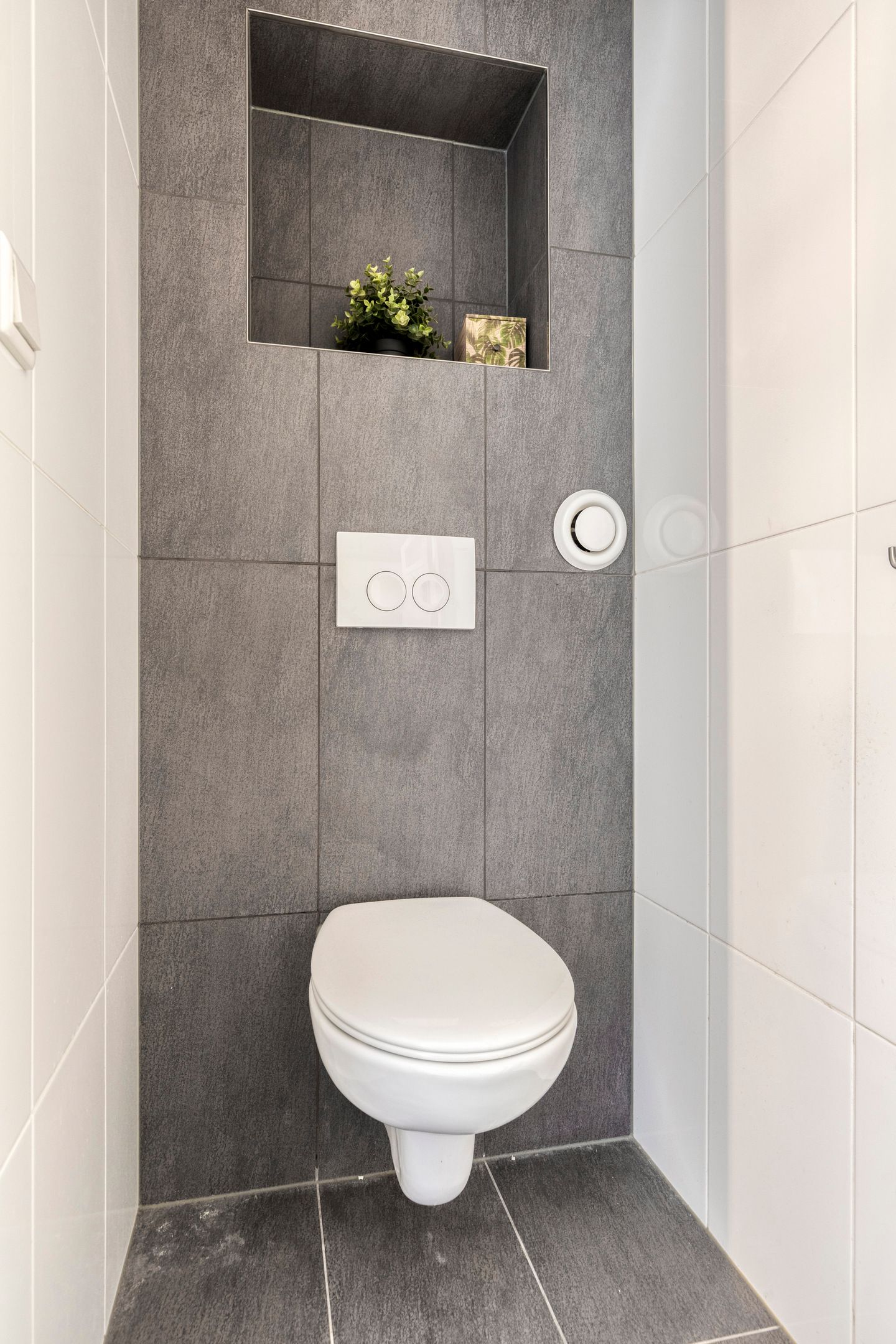 Photo 29 of Maaskade 28-B