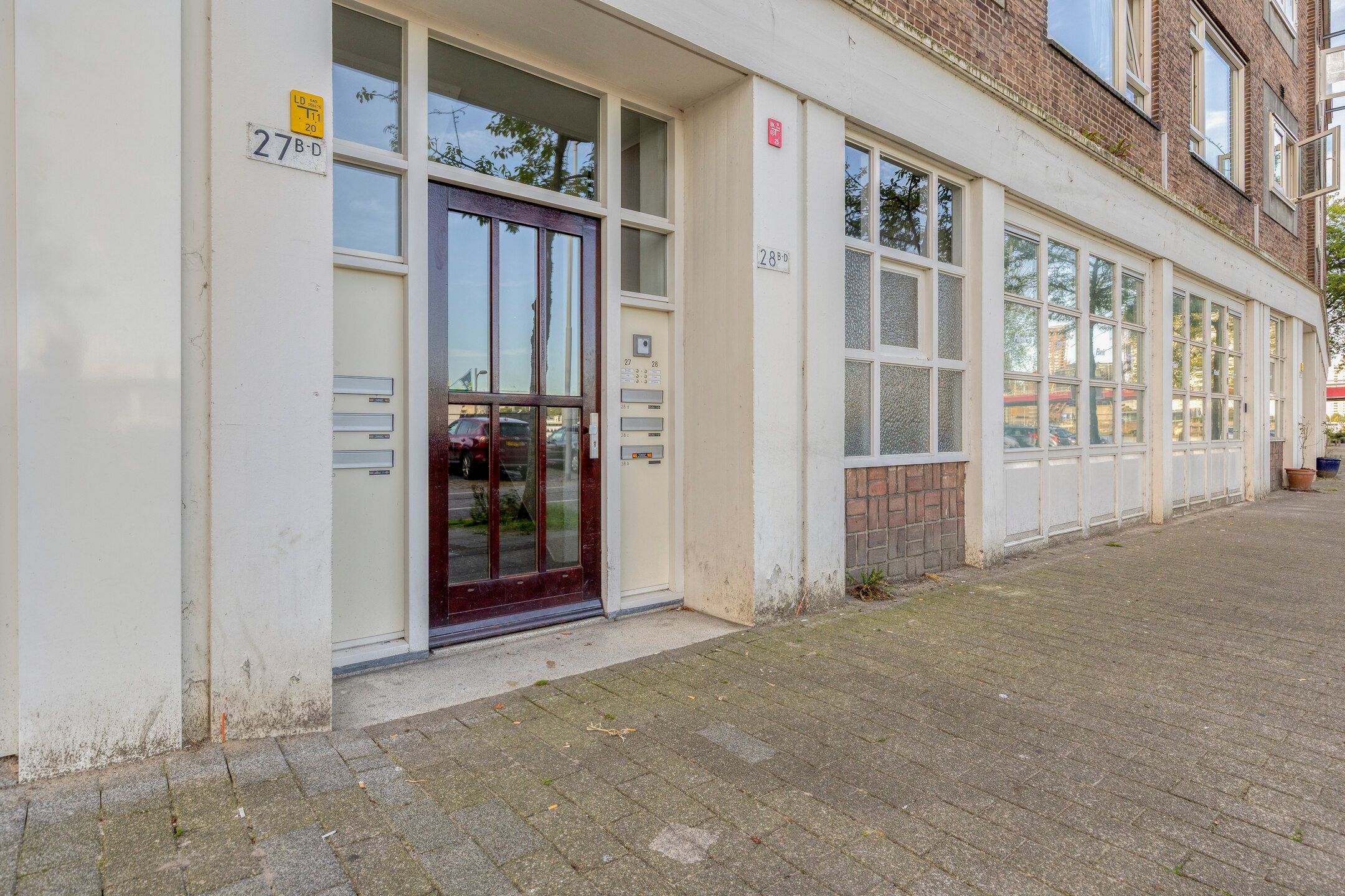 Photo 39 of Maaskade 28-B