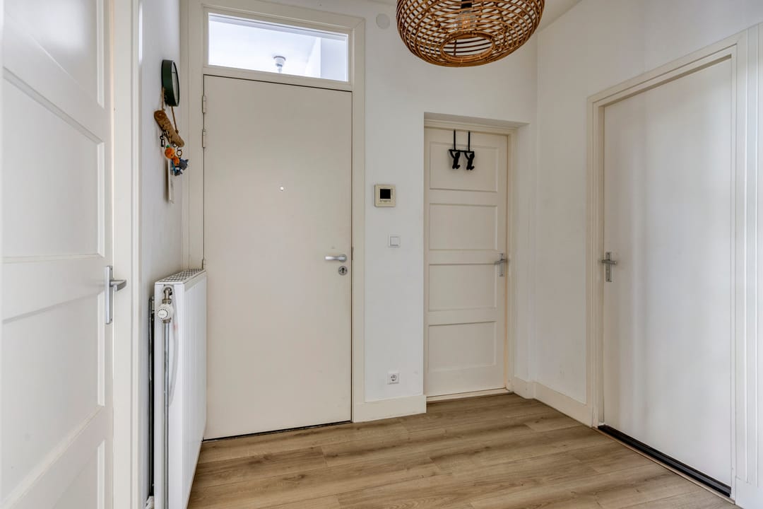 Photo 7 of Maaskade 28-B