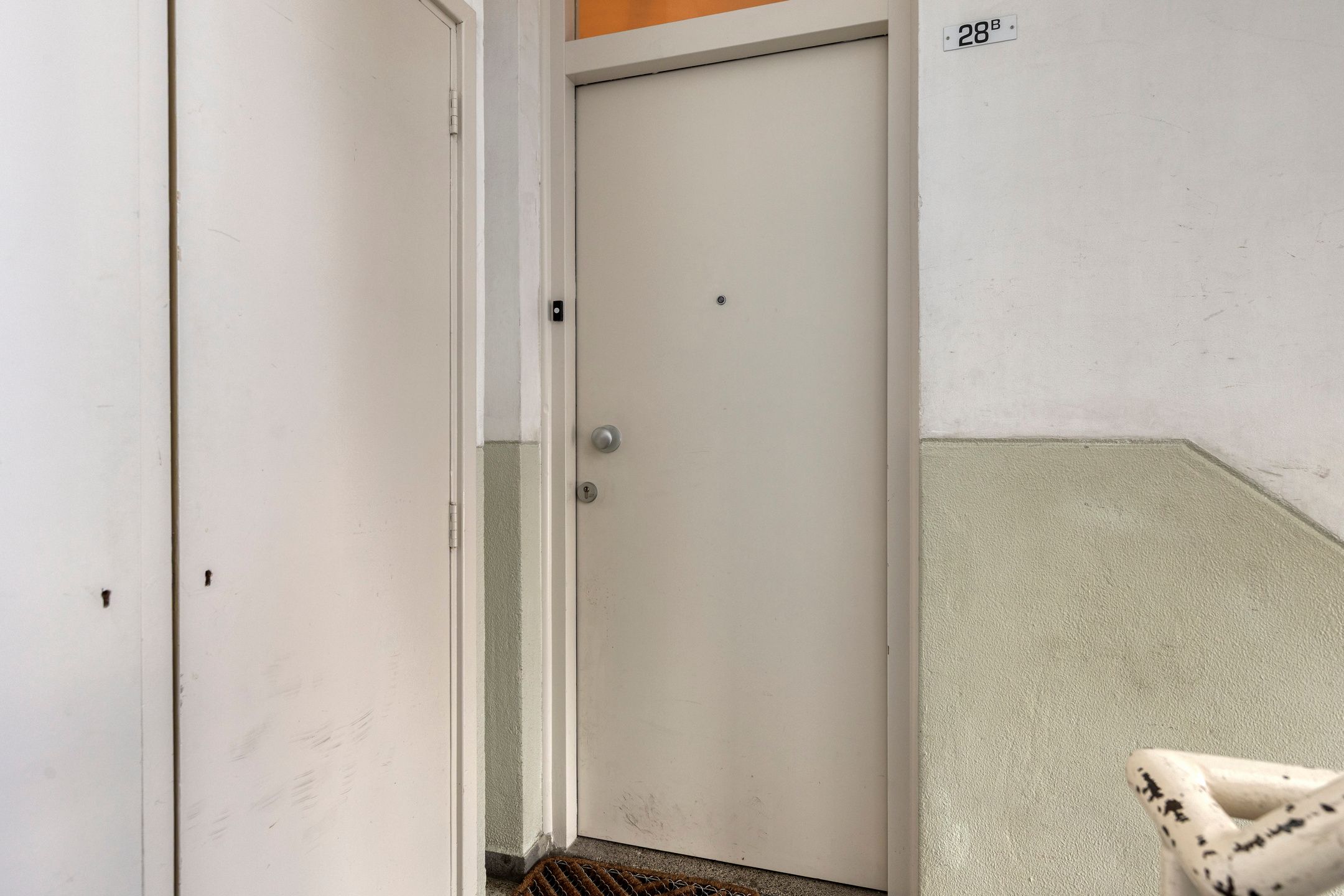 Photo 6 of Maaskade 28-B