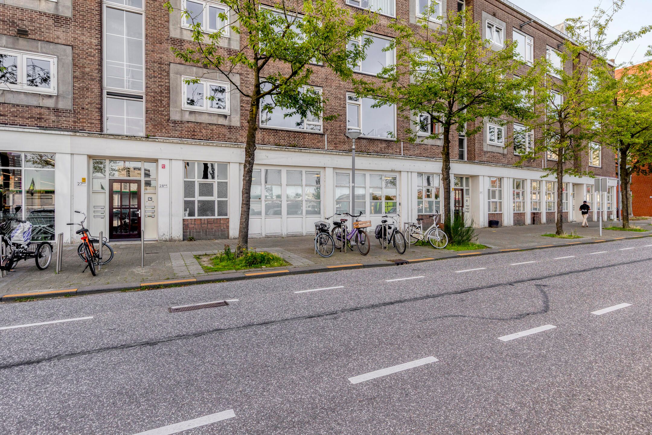 Photo 36 of Maaskade 28-B