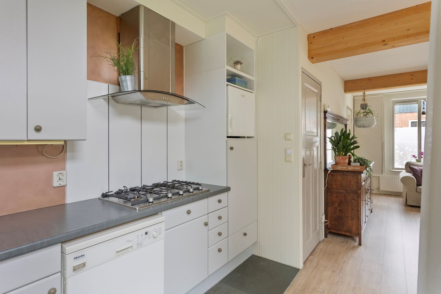 Photo 10 of Weverstraat 22