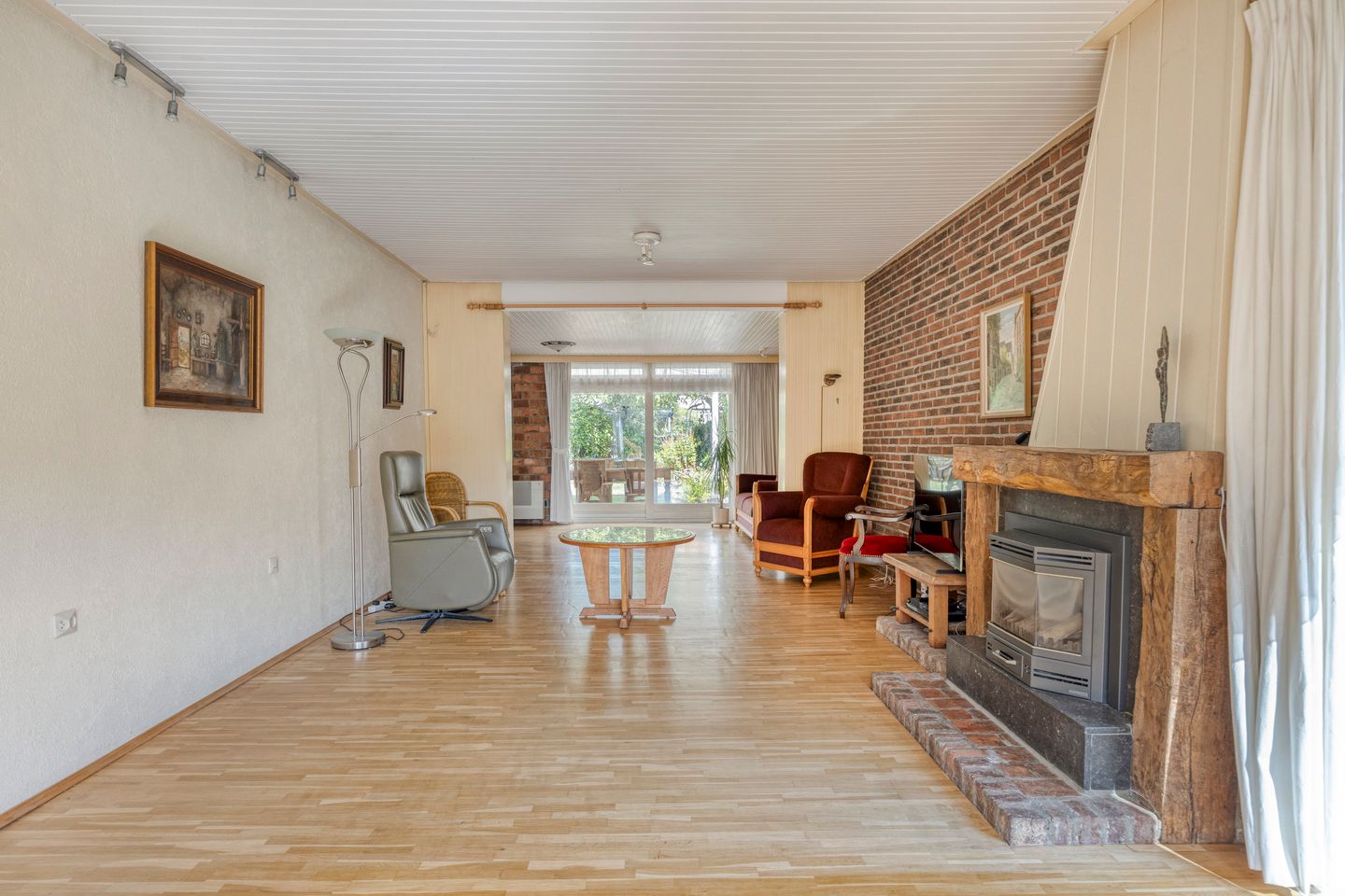 Photo 4 of Irenestraat 54