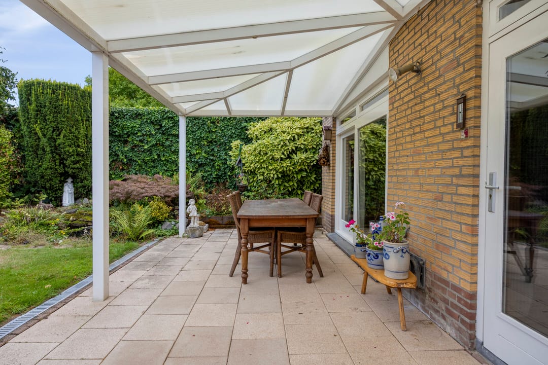 Photo 26 of Irenestraat 54