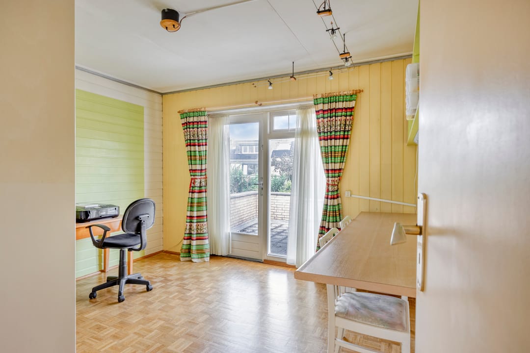 Photo 17 of Irenestraat 54