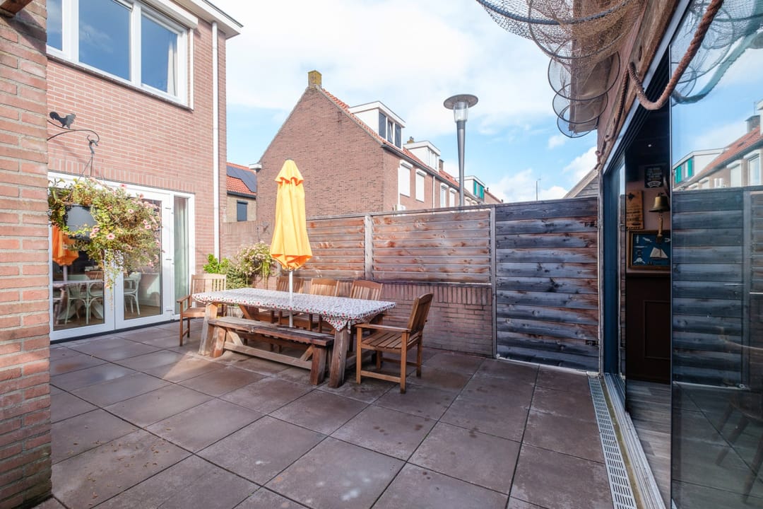 Photo 41 of Klaas Benninkstraat 7-A