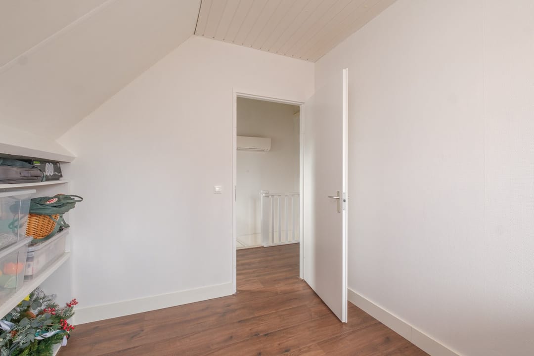 Photo 37 of Klaas Benninkstraat 7-A
