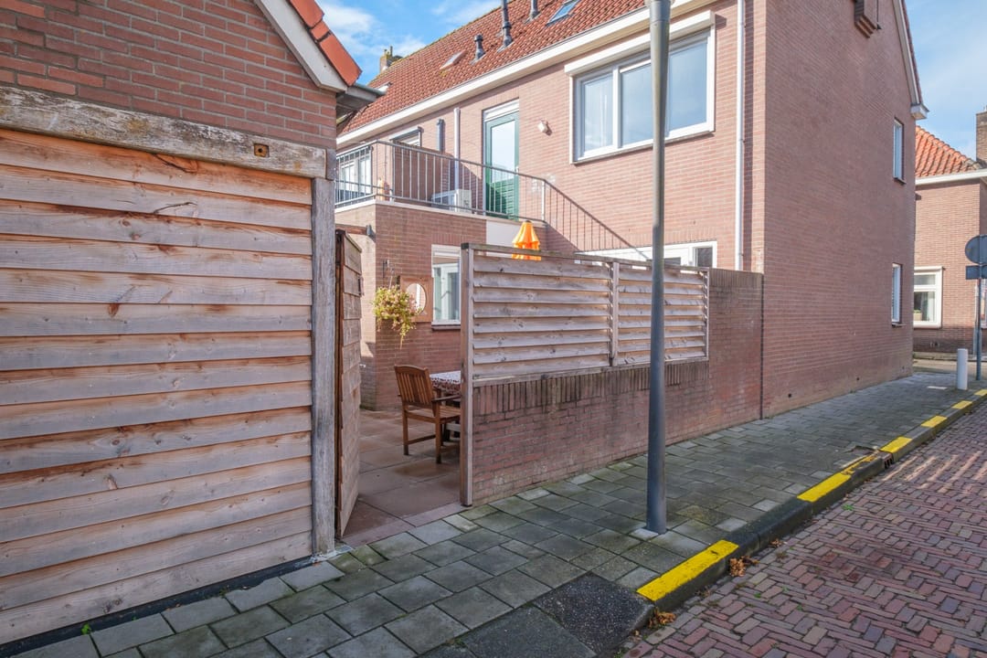 Photo 46 of Klaas Benninkstraat 7-A