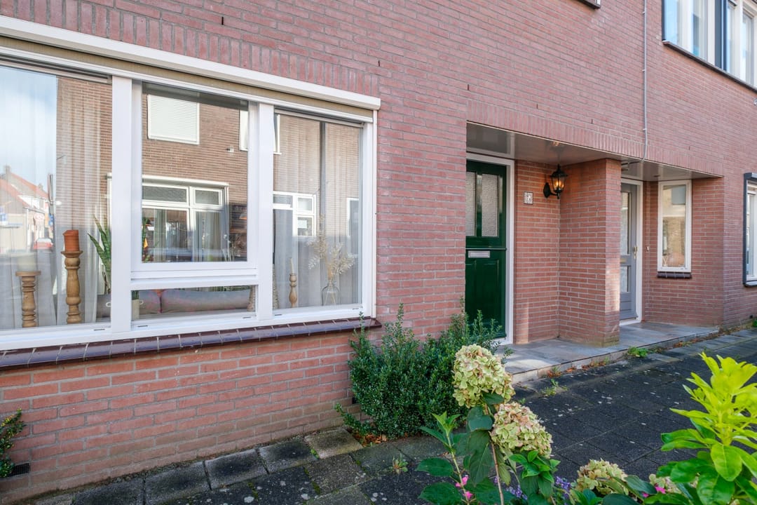 Photo 47 of Klaas Benninkstraat 7-A