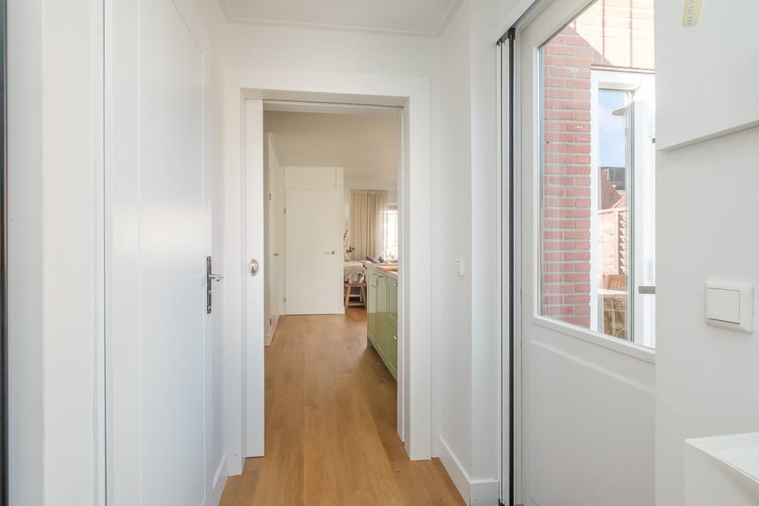 Photo 22 of Klaas Benninkstraat 7-A