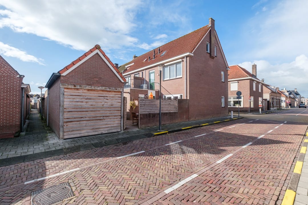 Photo 52 of Klaas Benninkstraat 7-A