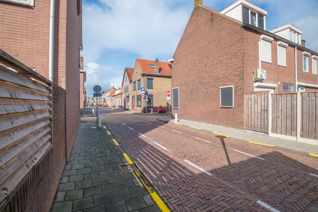 Photo 53 of Klaas Benninkstraat 7-A